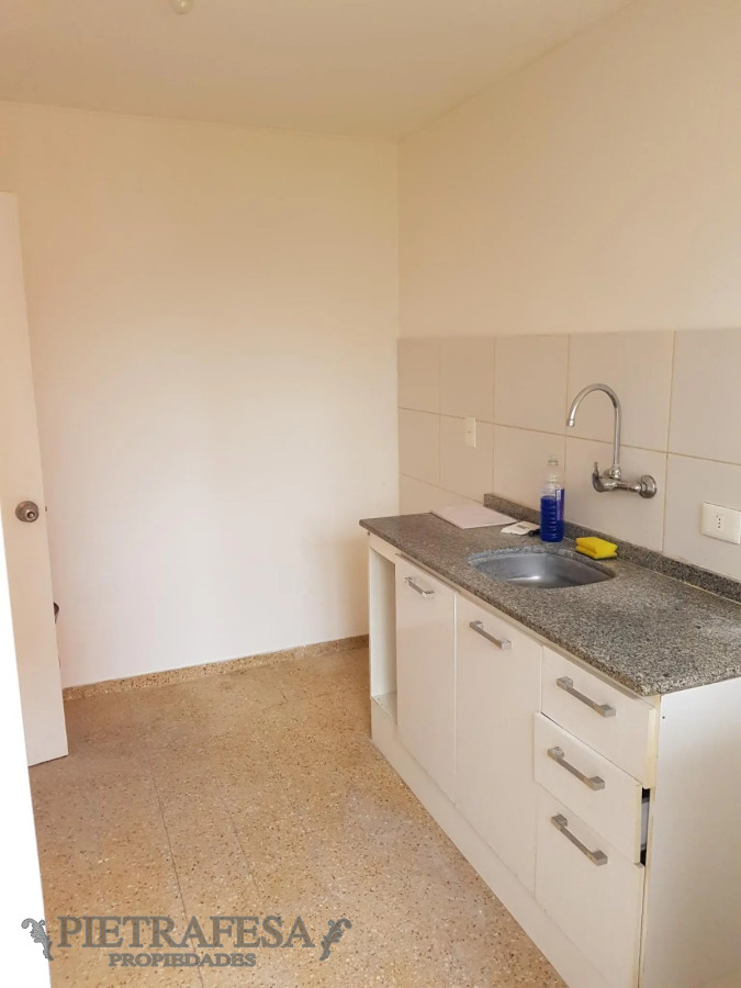 Apartamento ID.521 - Apartamento venta con renta 3 dormitorios 1 baño - Himalaya- Villa Española 