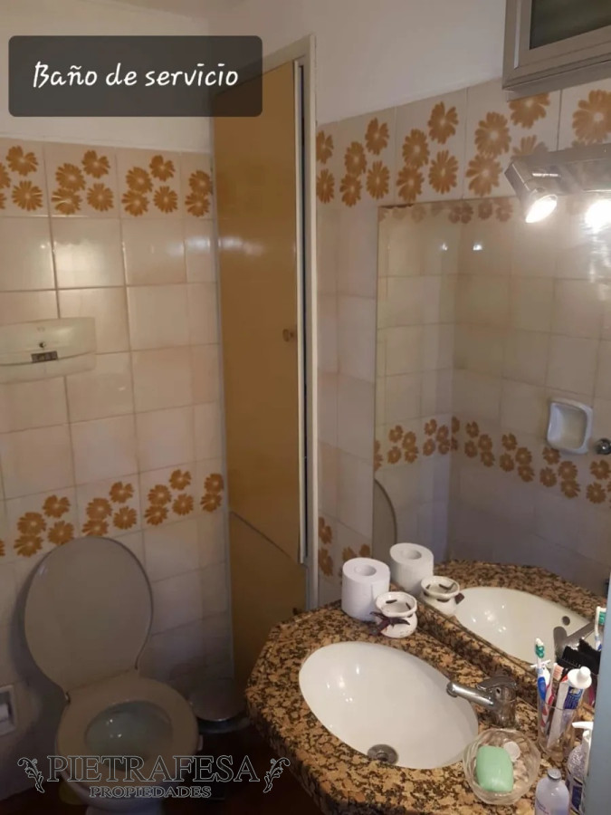 Apartamento ID.2430 - Apartamento en venta con renta 3 dormitorios 2 baños, terraza y garaje-18 de Diciembre-Mavin