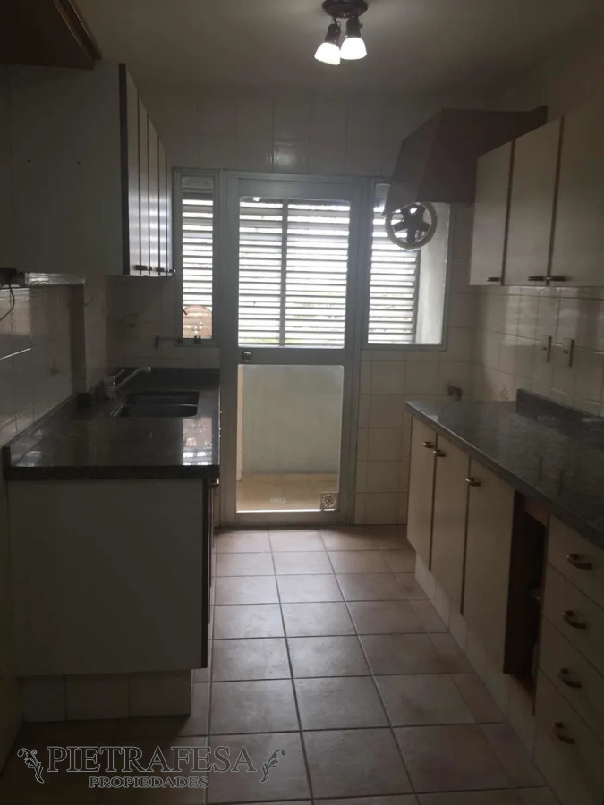 Apartamento ID.4320 - Apartamento con renta 1 dormitorio - 1 baño con terraza - Bv Artigas - Parque Batlle