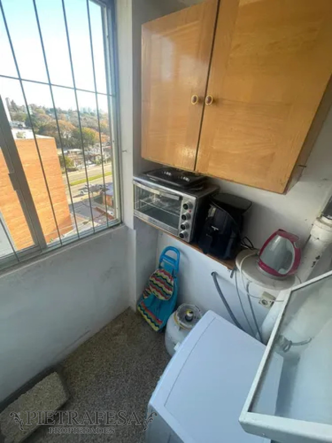 Apartamento ID.13770 - Apartamento en alquiler, 2dormitorios, 1baño, terraza lavadero. Unión. 