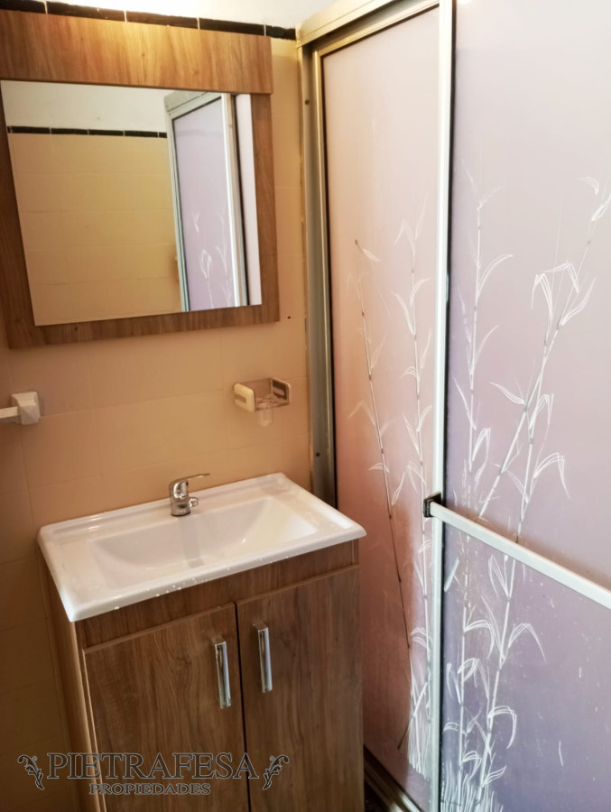 Apartamento ID.12937 - Apto en venta con renta 1 dorm, 1 baño, azotea-Brazo Oriental
