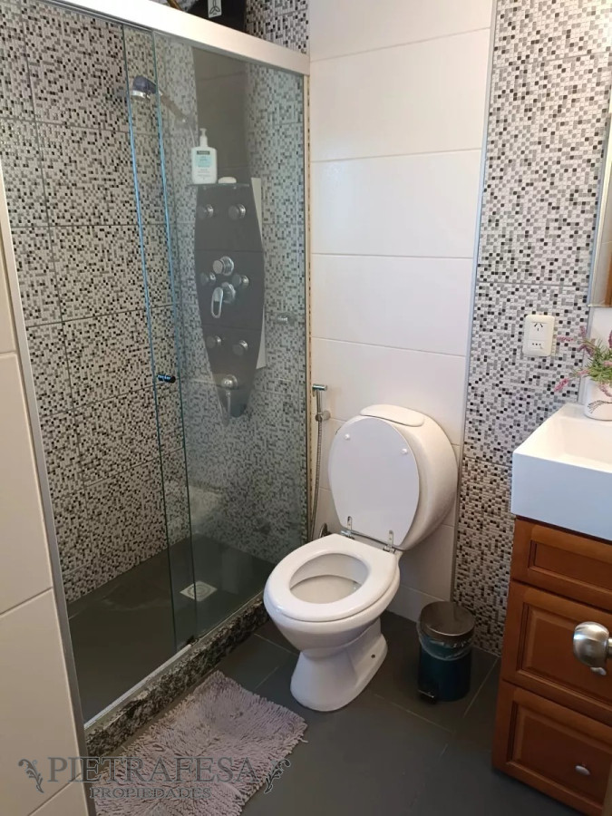 Apartamento ID.6165 - Apartamento en venta 4 dormitorios, 2 baños-Cuareim -Aguada 