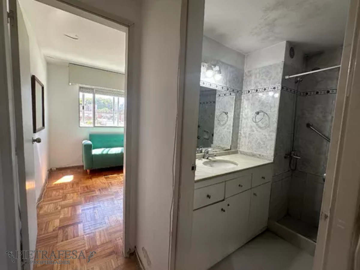 Apartamento ID.12715 - Apartamento en venta, 2dormitorios, 1baño, terraza lavadero. Malvin.