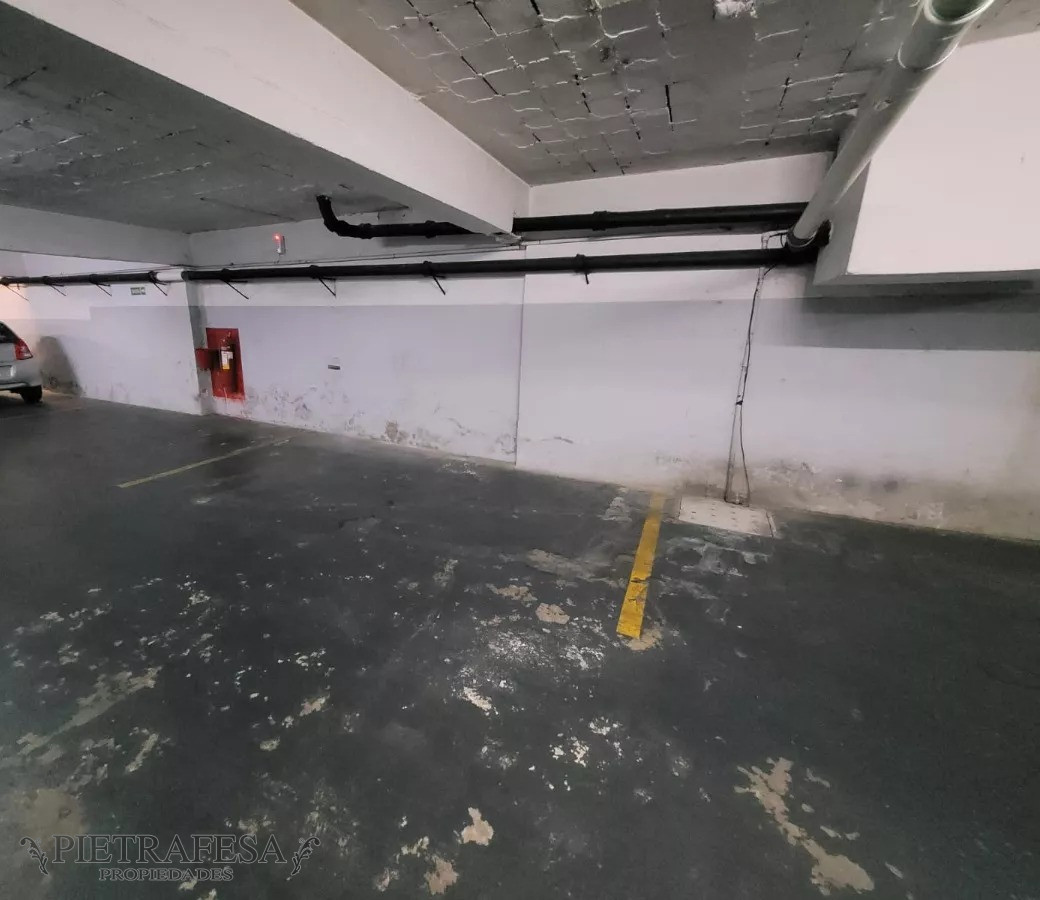 Apartamento ID.7626 - Apartamento en venta 3 dormitorios, 3 baños, balcón y garaje- Avenida Brasil -Pocitos