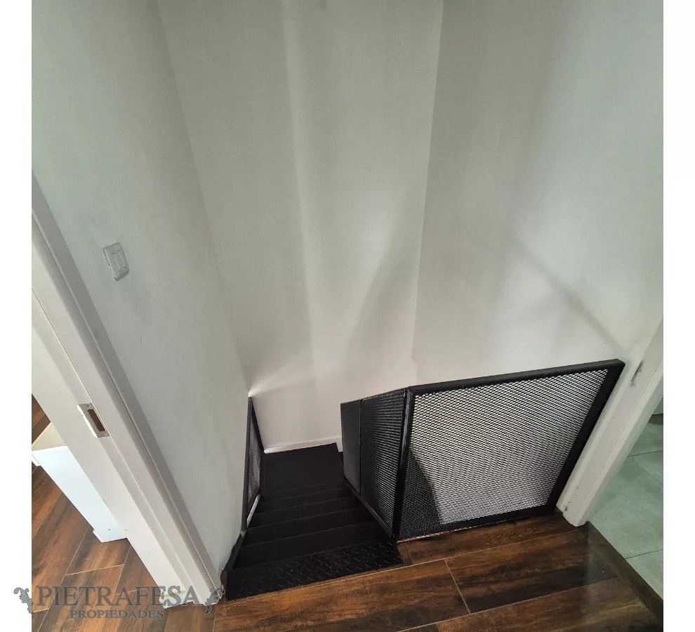 Apartamento ID.12033 - Dúplex en venta 2 dormitorios, 1 baño y patio-Unión