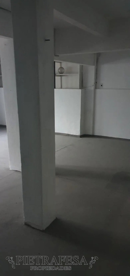 Apartamento ID.4895 - Apartamento en venta 2 dormitorios, 2 baños, terraza- Cerro Largo- Centro