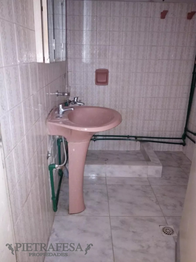 Apartamento ID.7998 - Apartamento en venta 2 dormitorios, 1 baño y balcón-José L. Terra-Goes
