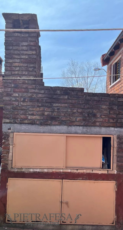 Apartamento ID.8181 - Duplex en venta 3 dormitorios, 1 baño y patio con parrillero- Ricardo Palma - Flor de Maroñas