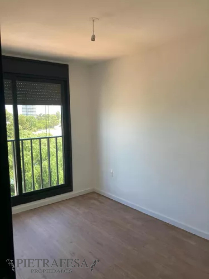 Apartamento ID.11881 - Apartamento en alquiler, 2dorm, 1 baño, terraza con parrillero, cochera. Parque Miramar.