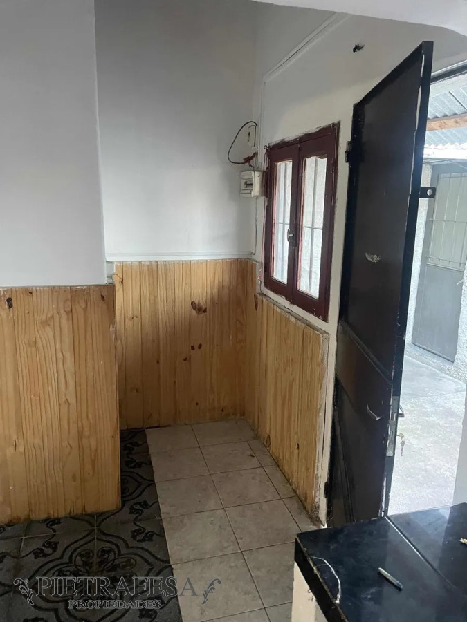 Apartamento ID.5170 - Apartamento con renta 2 dormitorios, 1 baño y patio- Juan Francisco Martínez -Villa Española