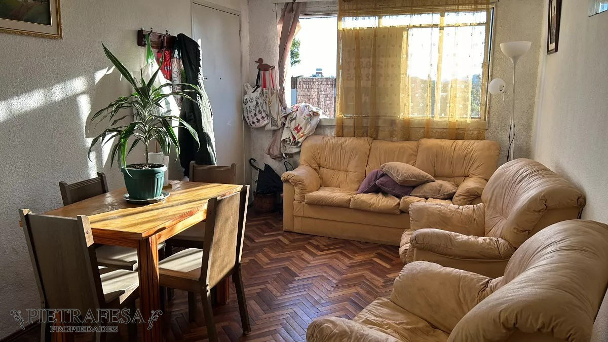 Apartamento ID.11096 - Apto en venta 2 dormitorios, 1 baño-Punta Goda 