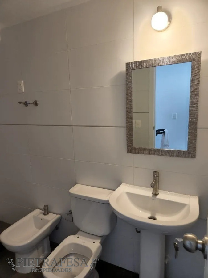 Apartamento ID.5441 - Monoambiente en venta con RENTA , terraza y patio- Av Rivera- Malvin