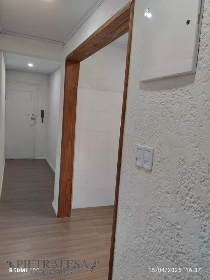 Apartamento ID.13181 - Apto en venta 1 dormitorio, 1 baño, terraza-Tres Cruces