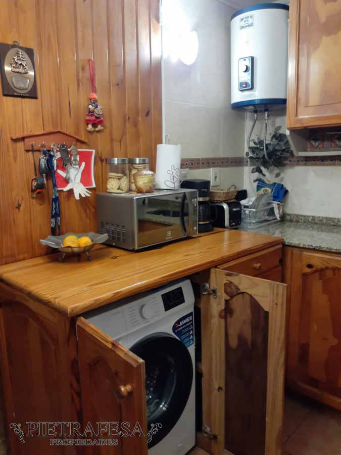 Apartamento ID.10463 - Apto en venta 2 dormitorios, 1 baño- Millán y Lecocq 