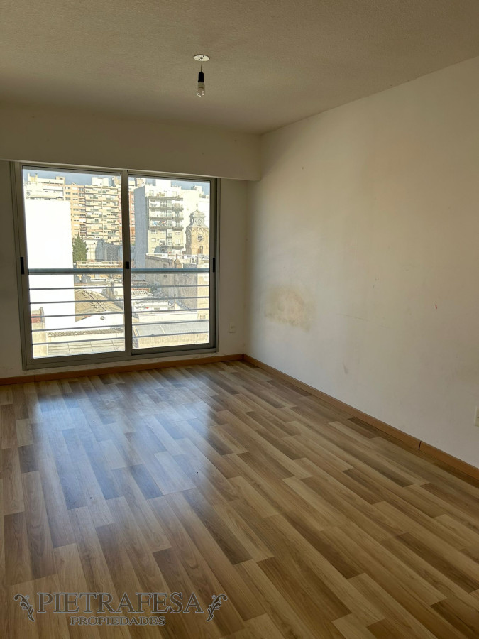 Apartamento ID.6700 - Apartamento en venta con renta - 2 dormitorios, 1 baño y terraza-  Eduardo Víctor Haedo-Cordón