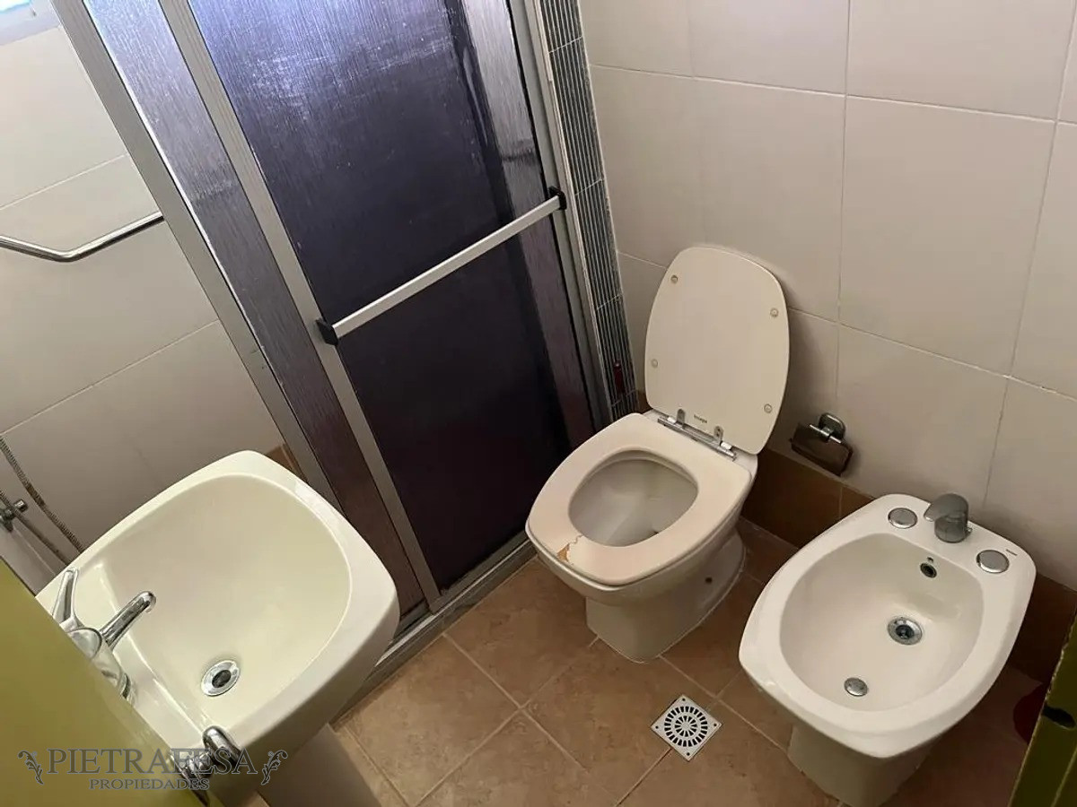 Apartamento ID.7952 - Apartamento en venta con renta 3 dormitorios, 2 baños y balcón-Gabriel Pereira-Pocitos