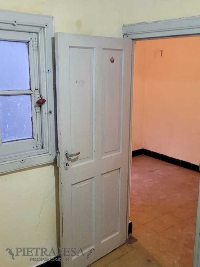 Apartamento ID.5720 - Apartamento en alquiler 3 dormitorios, 1 baño en  Julio Herrera y Obes - Centro 