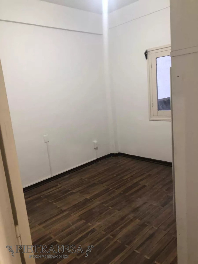Apartamento ID.7269 - Apartamento en venta con renta, 2 dormitorios, 1 baño-Ituzaingó-Ciudad Vieja