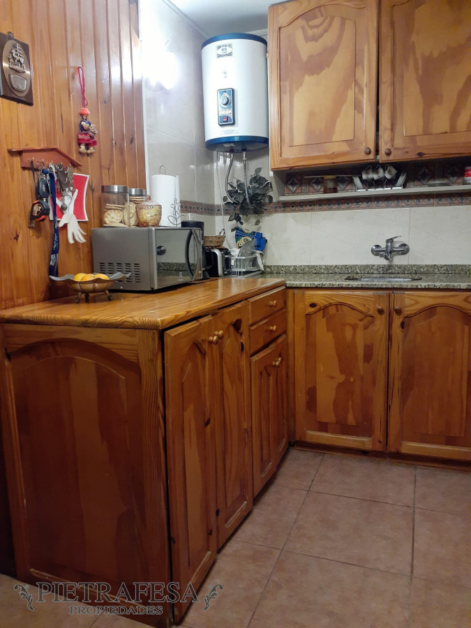 Apartamento ID.10463 - Apto en venta 2 dormitorios, 1 baño- Millán y Lecocq 