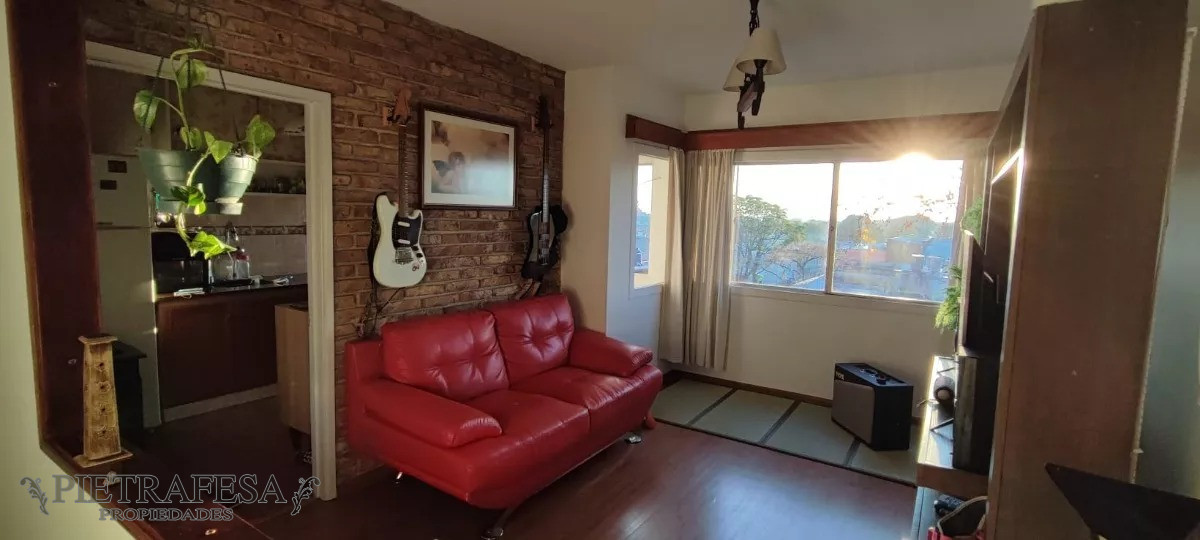 Apartamento ID.7633 - Apartamento en venta 3 dormitorios, 1 baño-Joanicó -Unión