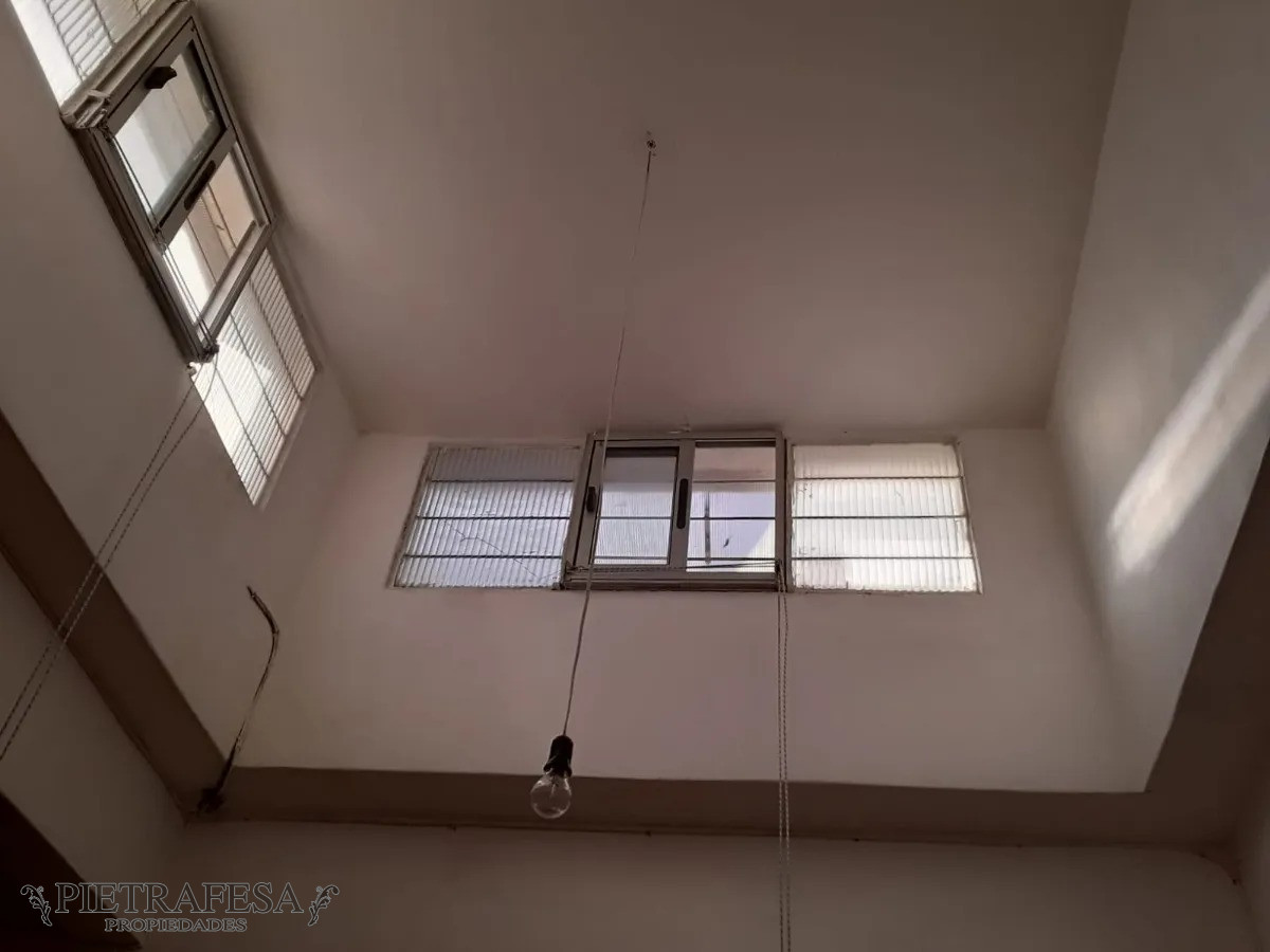 Apartamento ID.4428 - Apartamento en venta con renta - 2 dormitorios- 1 baño - azotea - Av. Gonzalo Ramírez - Palermo