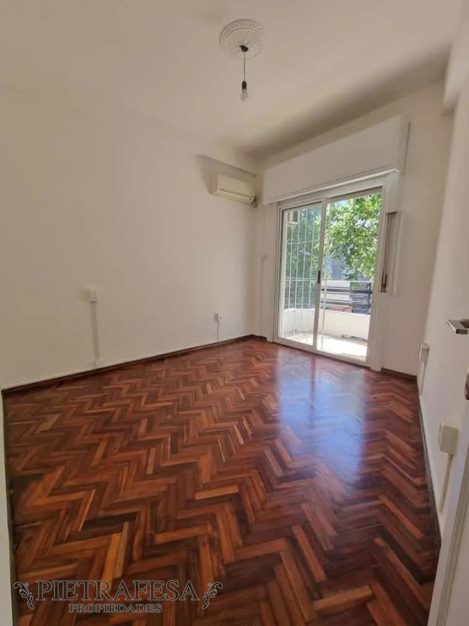 Apartamento ID.5007 - Apartamento en venta 2 dormitorios, 1 baño y balcón- Inca- Villa Muñoz