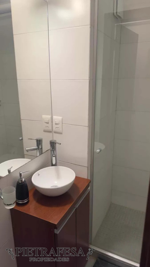 Apartamento ID.10494 - Apto en venta con renta, 1 dormitorio, 1 baño, garaje-Pocitos 