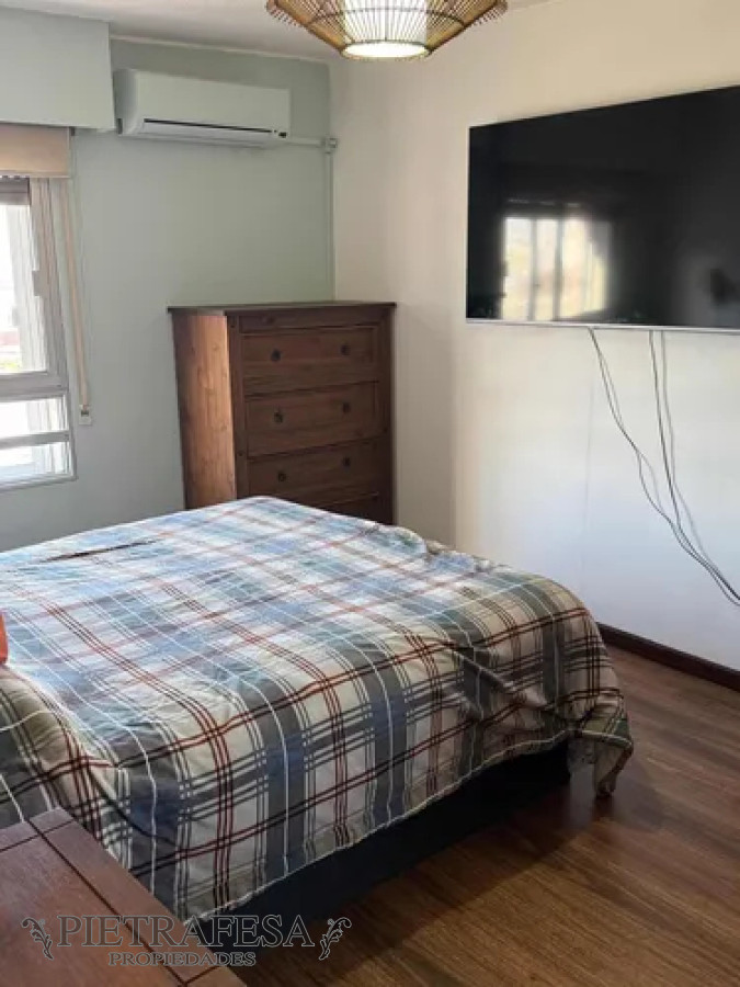 Apartamento ID.13745 - Apartamento en alquiler, 2dormitorios, 1baño, terraza lavadero. Centro.