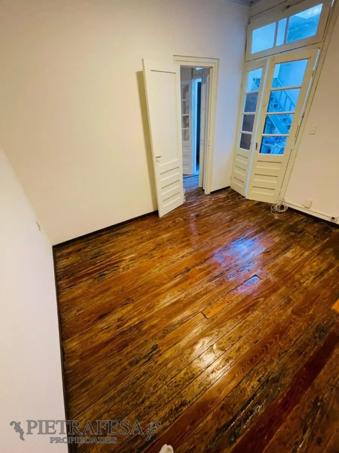 Apartamento ID.8979 - Apto en venta 3 dormitorios, 1 baño y azotea- Reducto