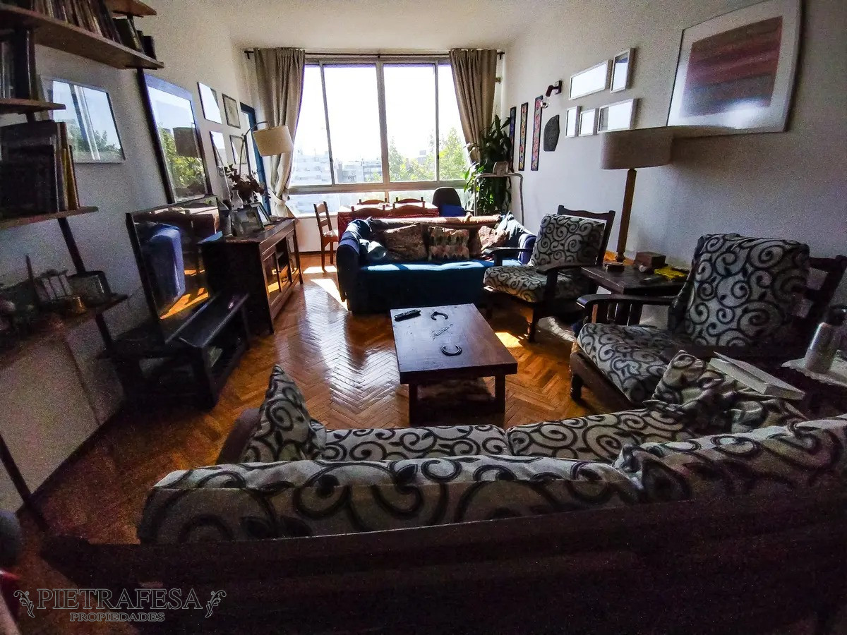 Apartamento ID.12579 - Apto en venta 4 dormitorios, 2 baños,gje-Parque Batlle 
