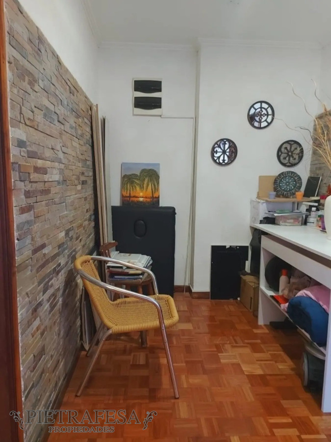 Apartamento ID.5123 - Apartamento en venta 2 dormitorios, 1 baño y garaje- Soca- Pocitos