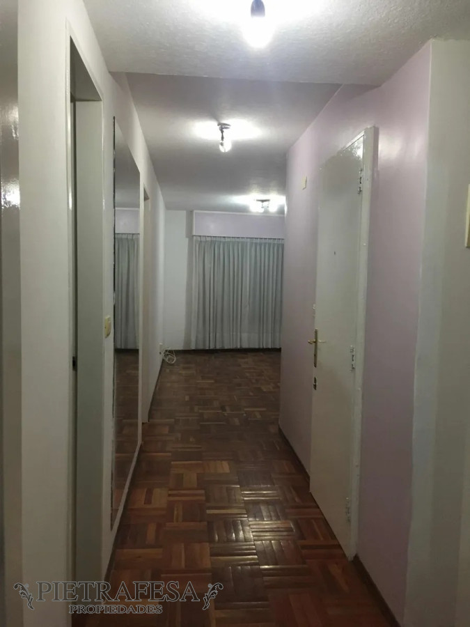 Apartamento ID.4790 - Apartamento en venta  con renta 2 dormitorios, 1 baño y cochera opcional- Canelones- Centro