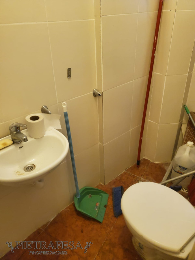 Apartamento ID.3941 - Apartamento en venta - 3 dormitorios - 1 baño - servicio completo - terraza - Garaje - Libertad - Pocitos