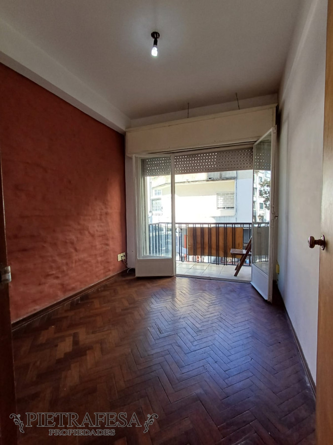 Apartamento ID.7878 - Apartamento en venta 2 dormitorios, 1 baño y patio-Alzáibar -Ciudad Vieja