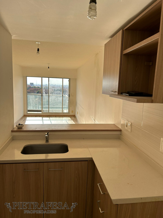 Apartamento ID.6700 - Apartamento en venta con renta - 2 dormitorios, 1 baño y terraza-  Eduardo Víctor Haedo-Cordón