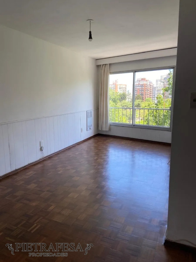 Apartamento ID.13824 - Apto ideal inversión con buena renta, 1 dormitorio-  Punta Carretas 