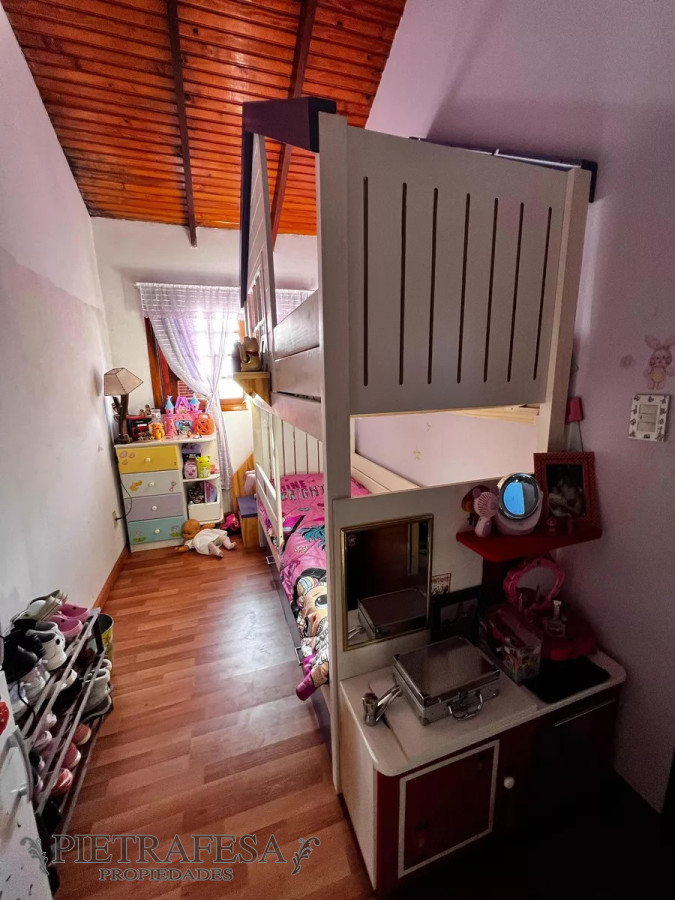 Apartamento ID.11981 - Dúplex en venta, 3 dormitorios, 1 baño,gje-Maroñas