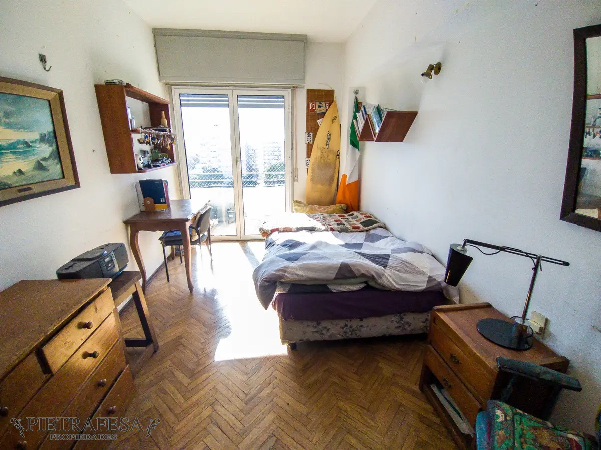 Apartamento ID.12579 - Apto en venta 4 dormitorios, 2 baños,gje-Parque Batlle 