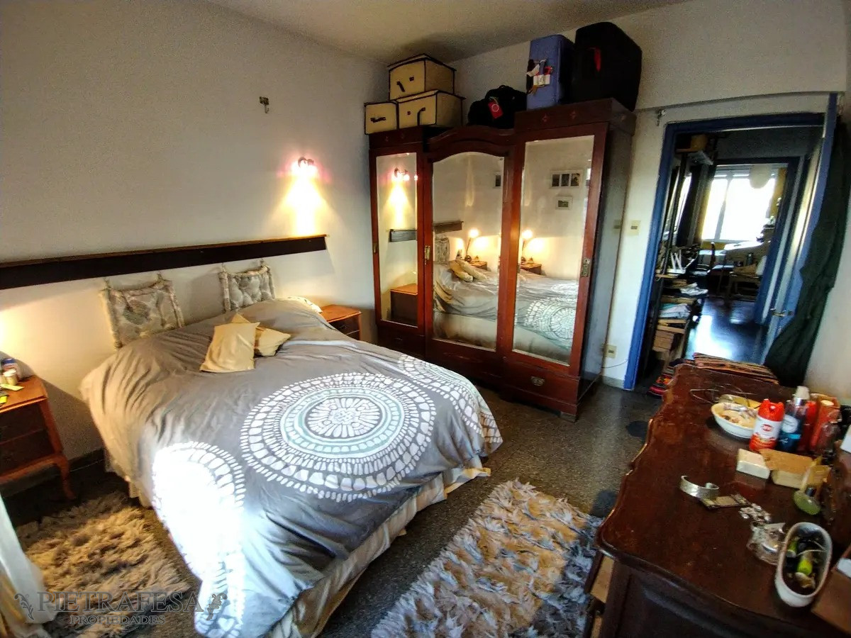 Apartamento ID.12579 - Apto en venta 4 dormitorios, 2 baños,gje-Parque Batlle 