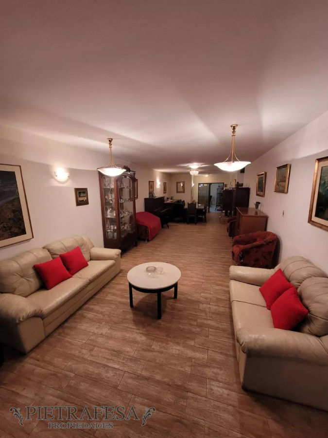 Apartamento ID.7626 - Apartamento en venta 3 dormitorios, 3 baños, balcón y garaje- Avenida Brasil -Pocitos