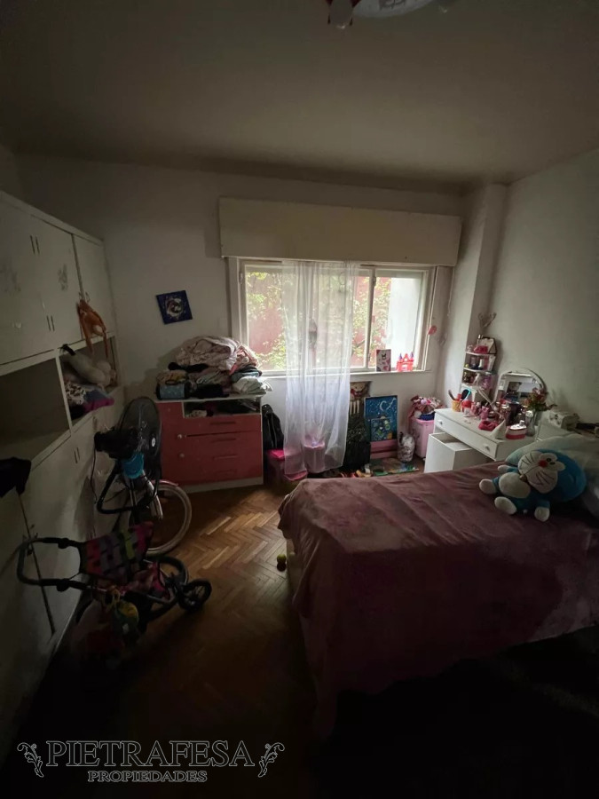 Apartamento ID.12913 - Apto en venta con renta 4 dormitorios, 2 baños-Centro