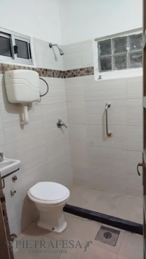 Apartamento ID.13360 - Apartamento en alquiler, 1dormitorio, 1baño. Malvin Norte.