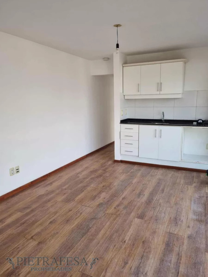 Apartamento ID.8161 - Monoambiente con renta en venta- Paraguay-Centro