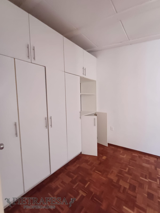 Apartamento ID.9413 - Apto en venta 2 dormitorios, 1 baño, patio-Barrio Sur