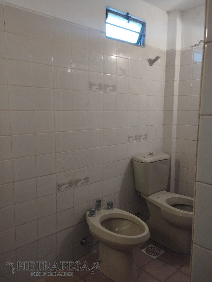 Apartamento ID.6829 - Apartamento en venta 3 dormitorios, 2 baños, patio con parrillero y azotea-Solano López-Buceo