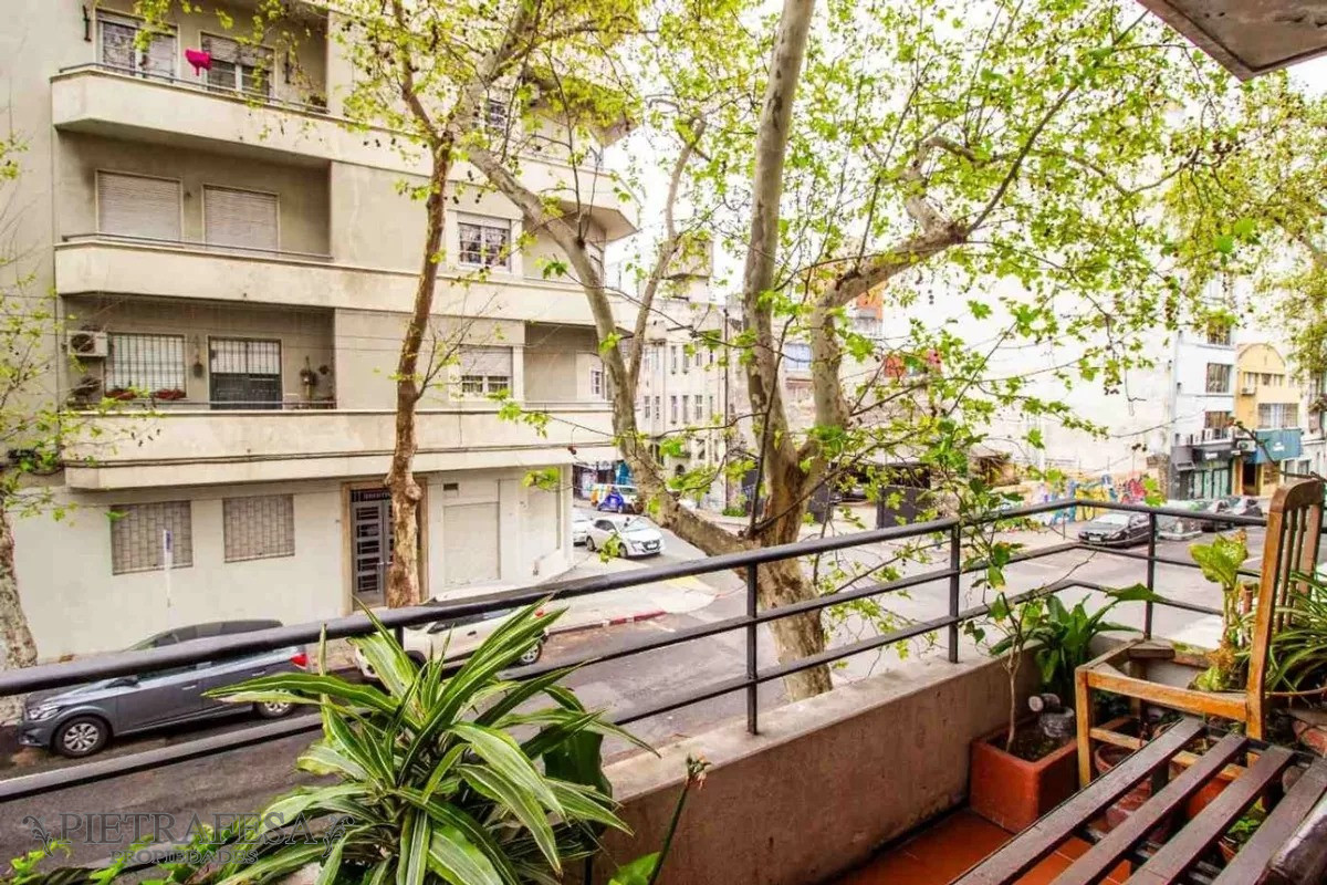 Apartamento ID.10287 - Apto en venta 4 dormitorios, 2 baños- Centro