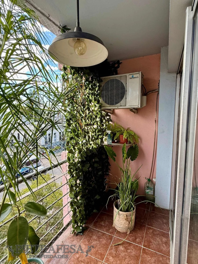 Apartamento ID.13242 - Apto en venta 1 dormitorio, 1 baño, terraza, gje 