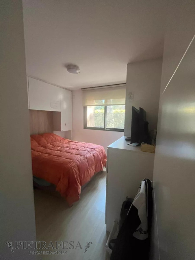 Apartamento ID.8554 - Apartamento en venta 3 dormitorios, 2 baños, patio y garaje-Millán-Prado
