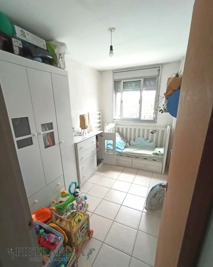 Apartamento ID.1940 - Apartamento en venta 4 dormitorios 2 baños- Salvador Ferrer Serra- Tres Cruces
