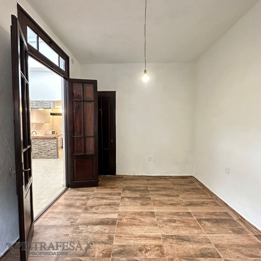 Apartamento ID.7016 - Apartamento en venta con renta, 2 dormitorios, 1 baño y azotea-Estero Bellaco- La Blanqueada